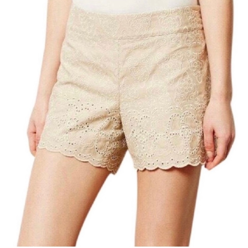 Anthropologie Elevenses linen blend embroidered scallop shorts